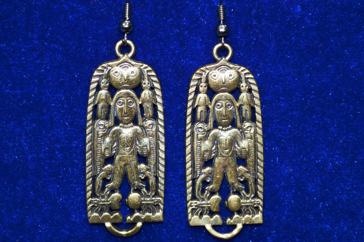 Пермский звериный стиль украшения