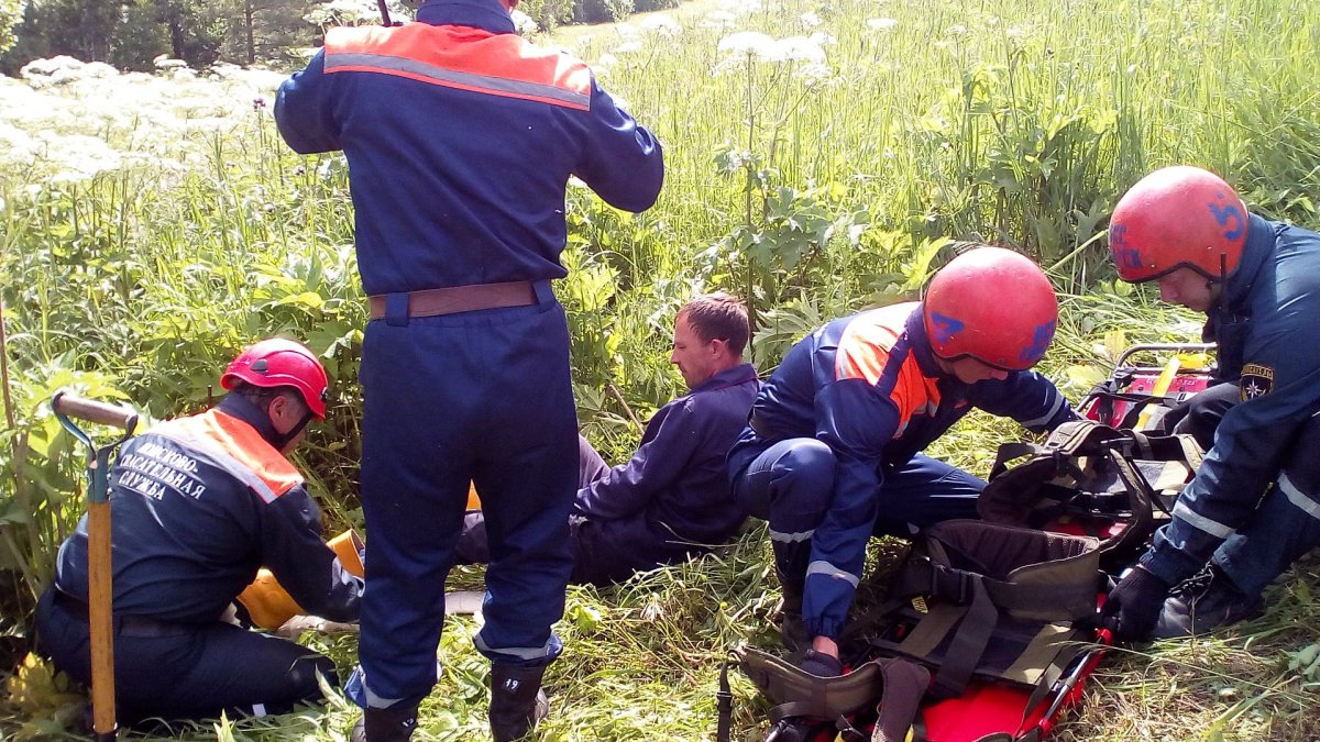 Профессиональные спасатели России люди