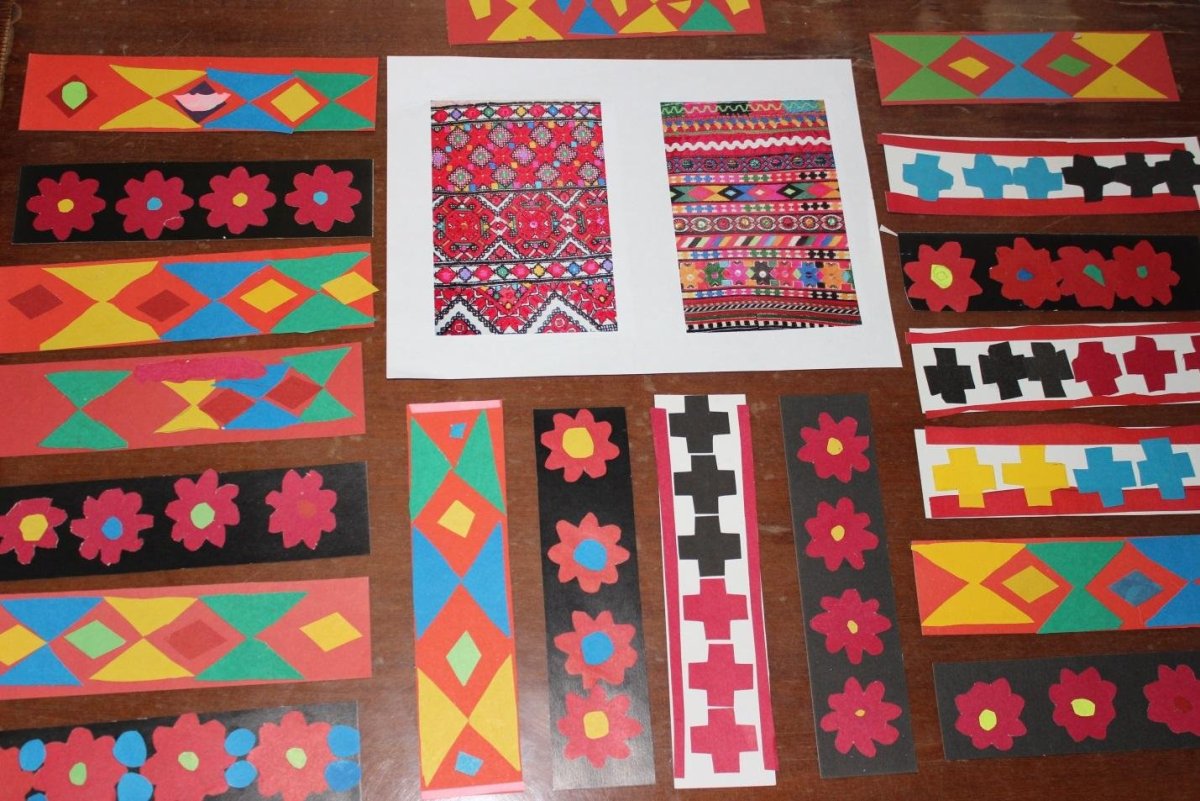 Фон для презентации с казахским орнаментом