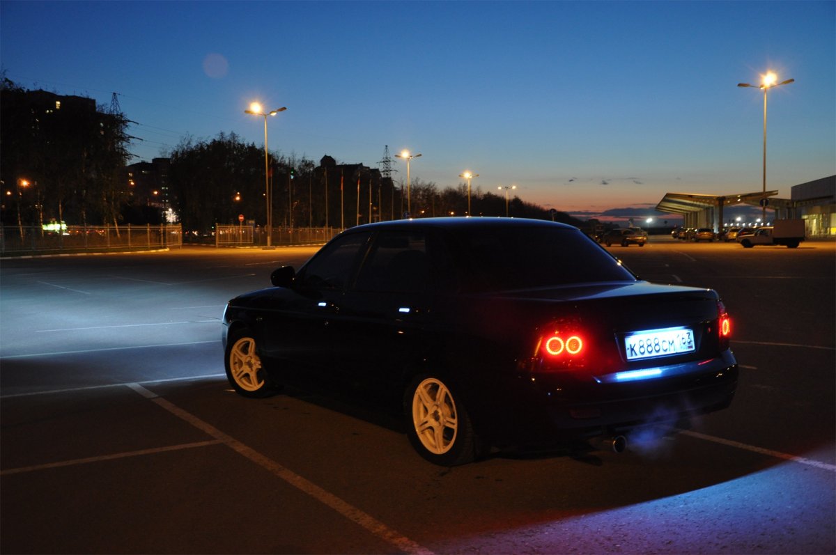 Седан Лада Приора 163 ночной