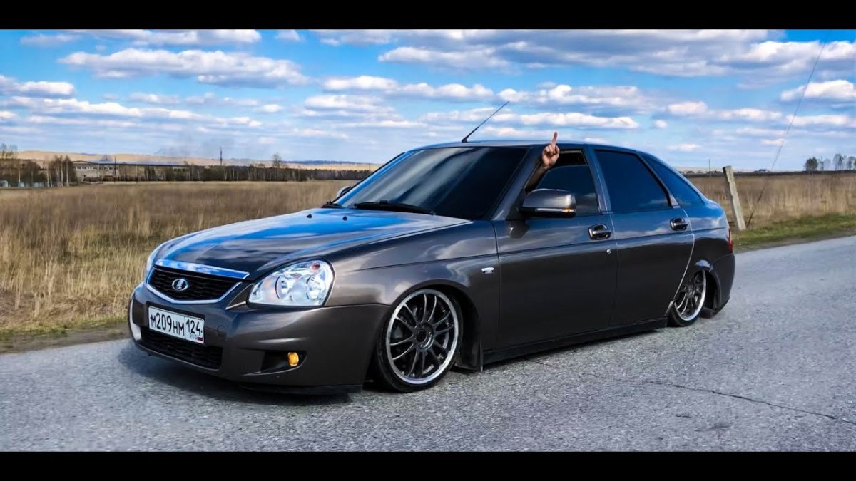 Lada Priora хэтчбек опер