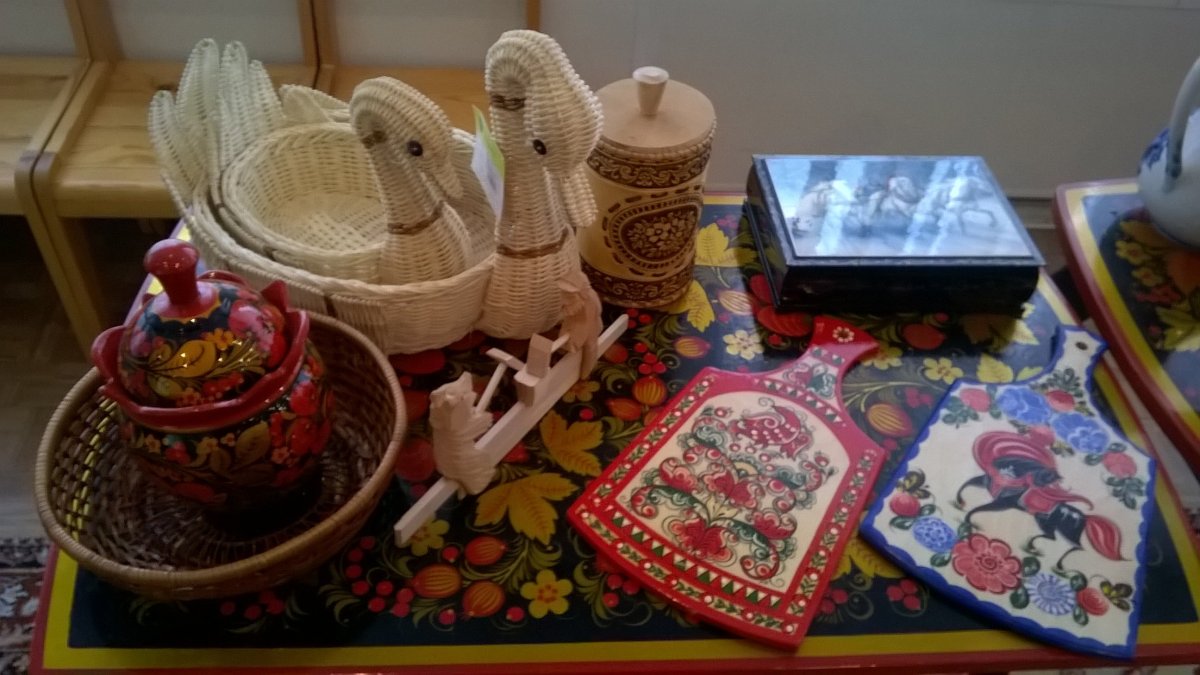 Народные промыслы России