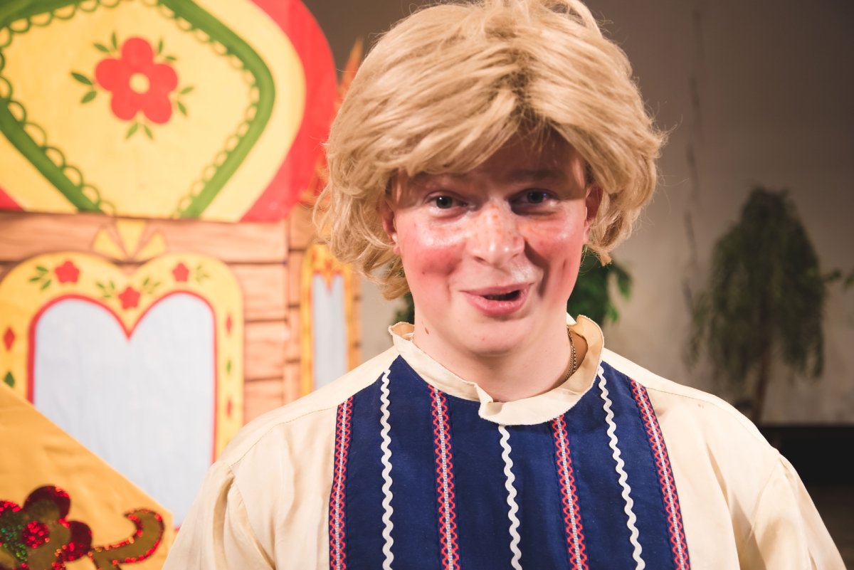 Трафарет на окно Емеля