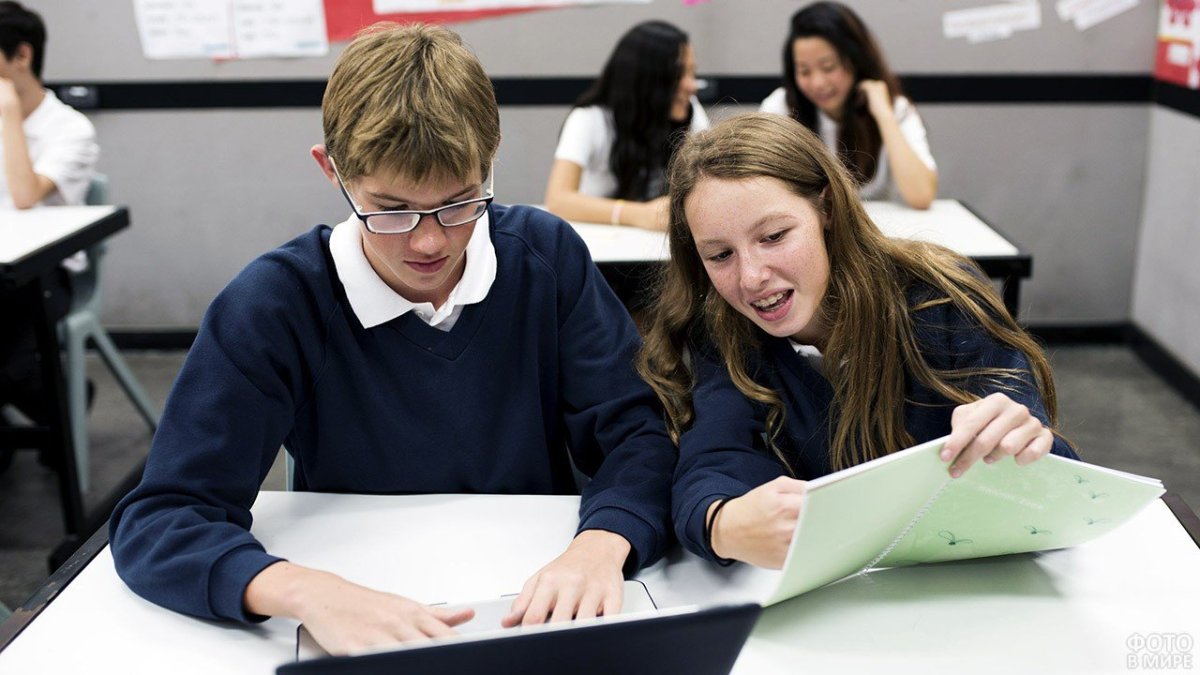 Студент за партой