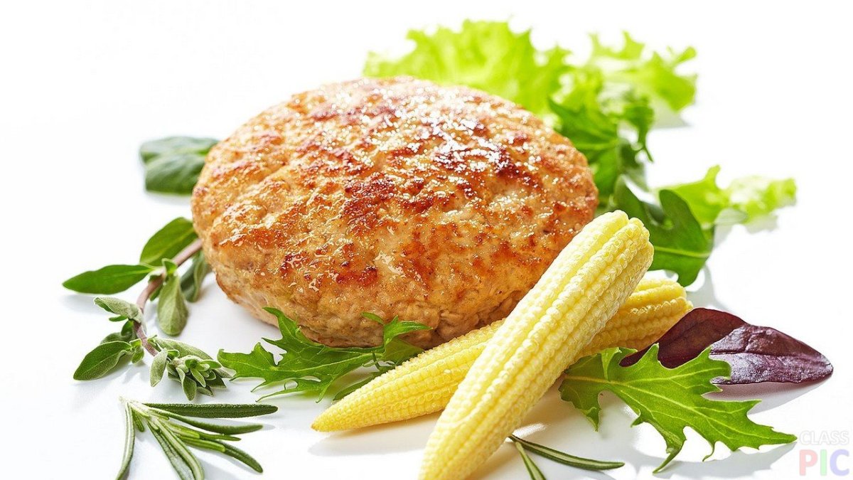 Котлета на белом фоне