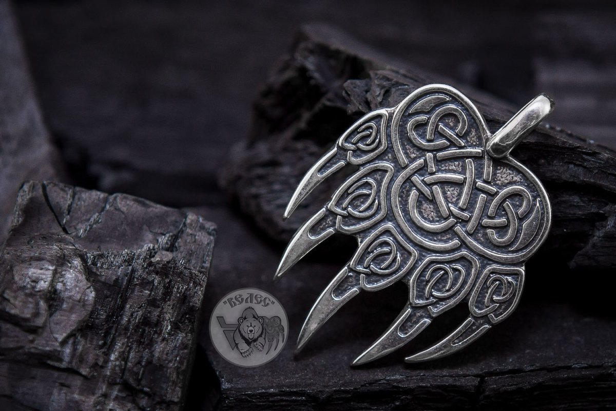 Знак Велеса амулет