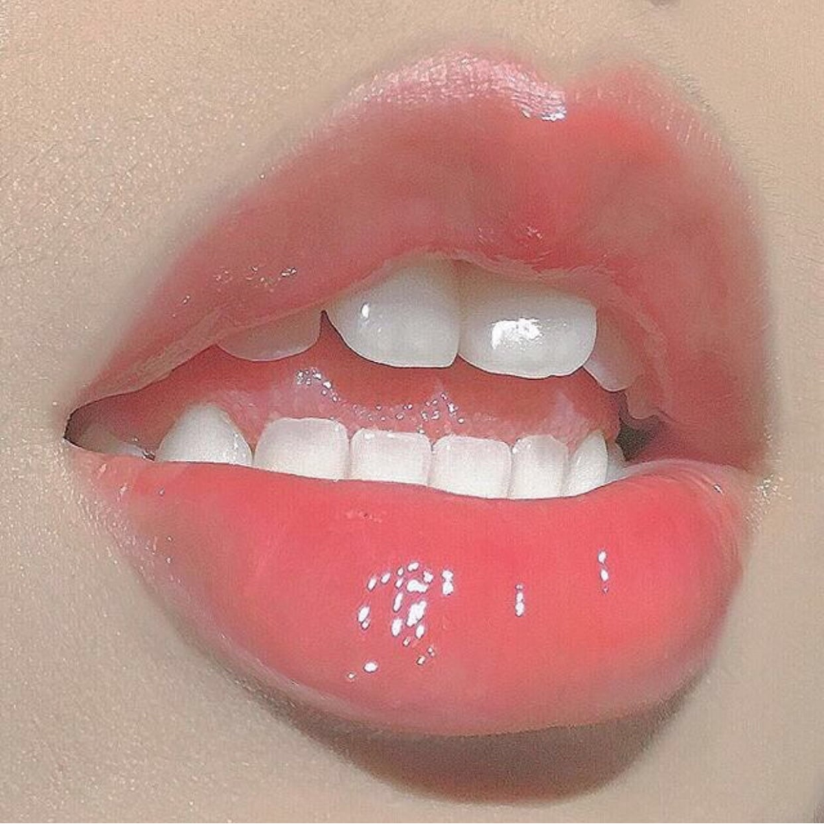 Розовые губы Эстетика