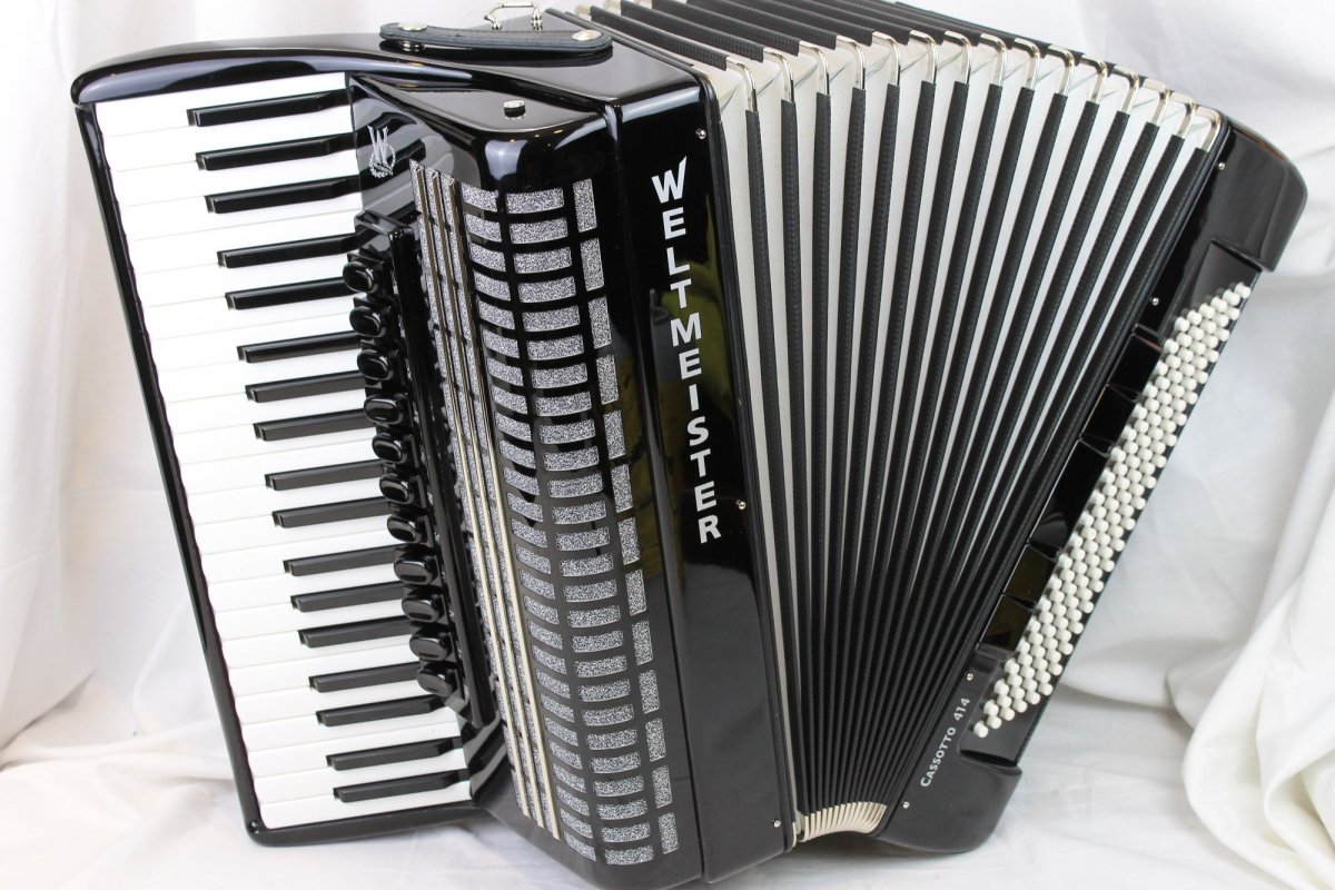 Аккордеон Weltmeister Cassotto 414