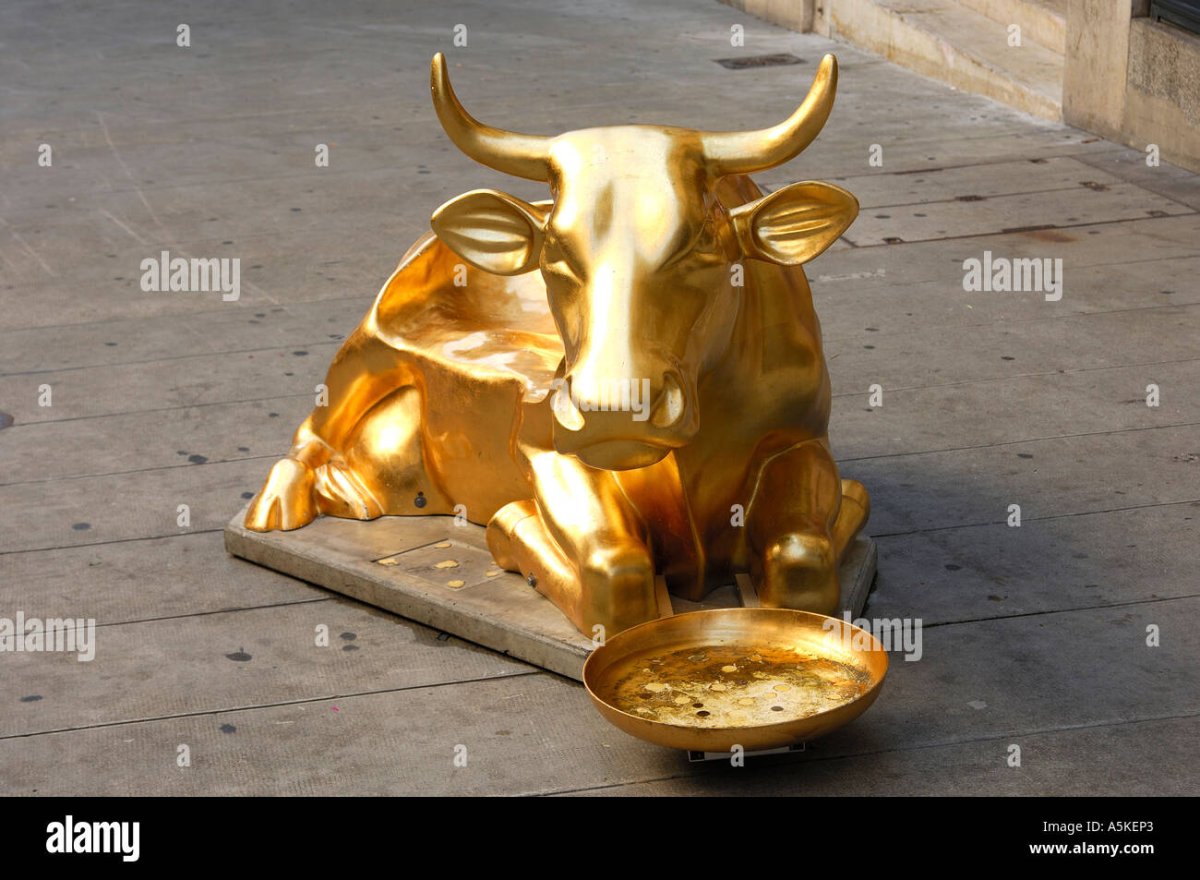 Муби золотой Телец