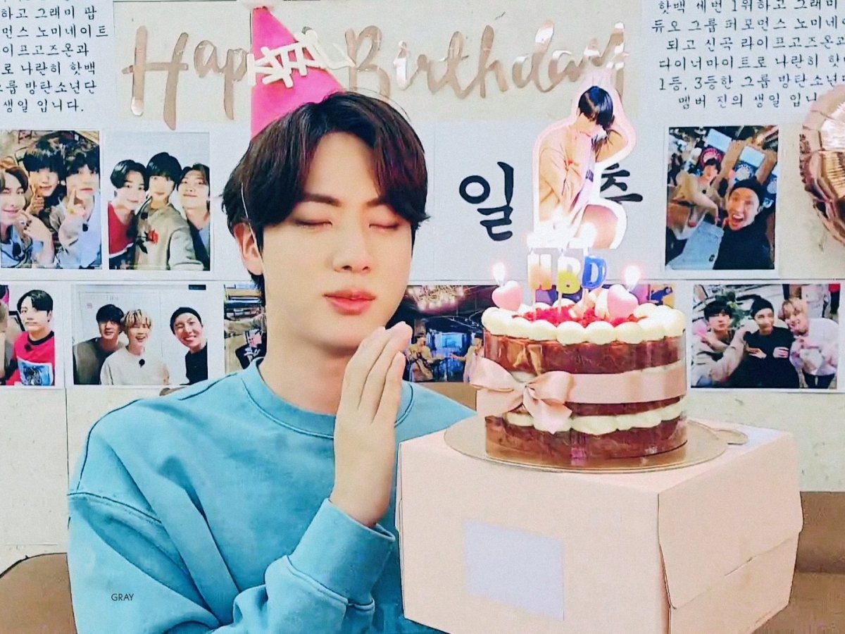 День рождение Джина БТС