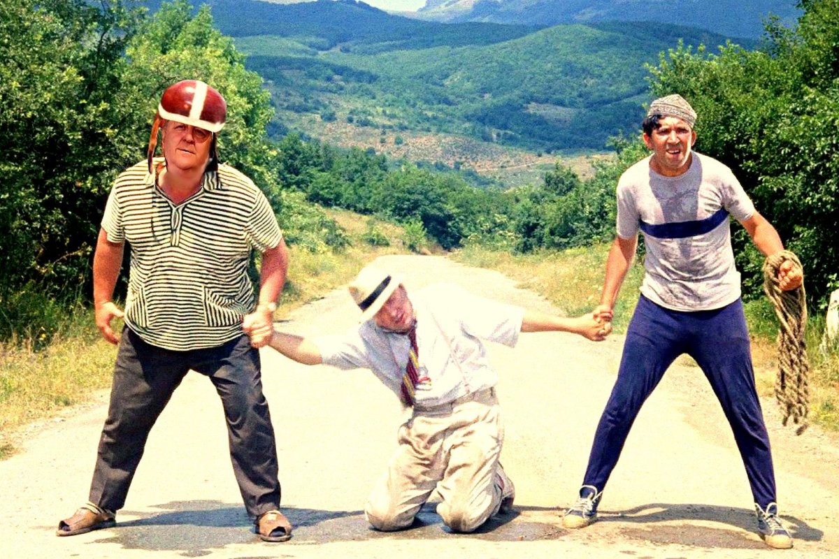 Шурик из кавказской пленницы актер