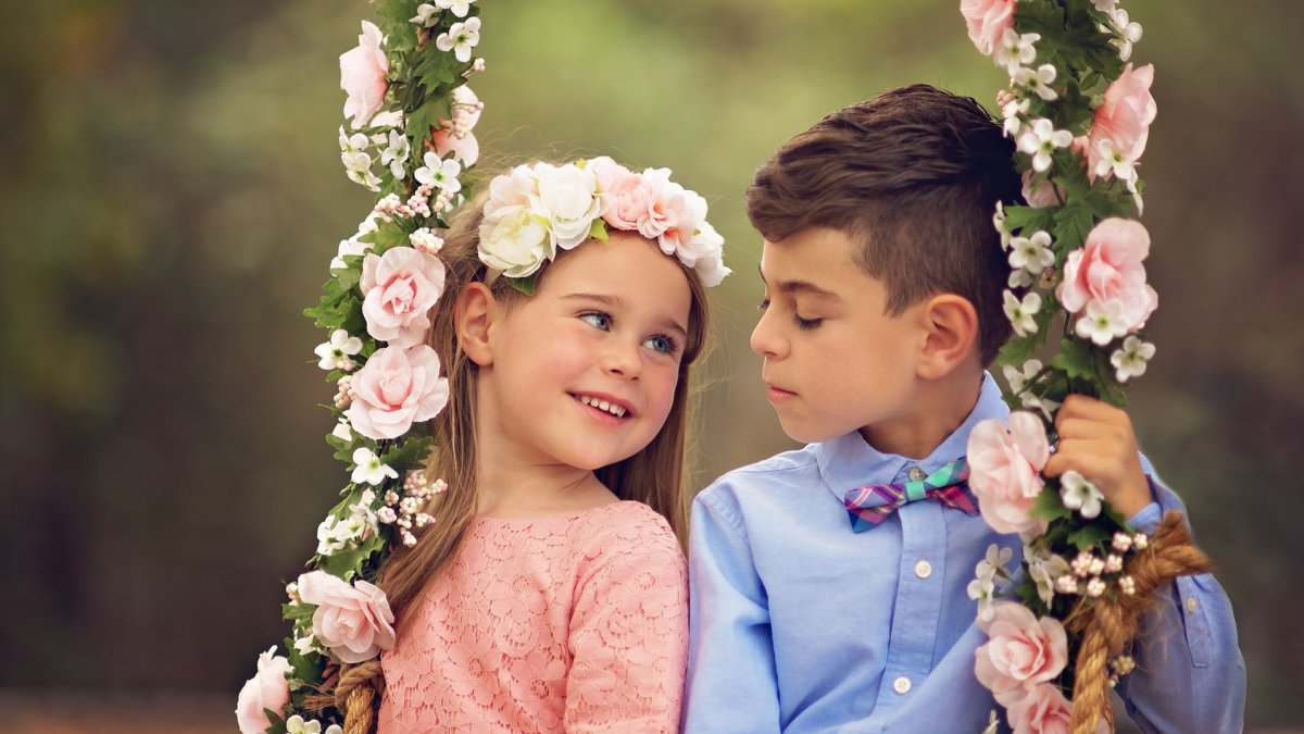 Дети мальчик и девочка