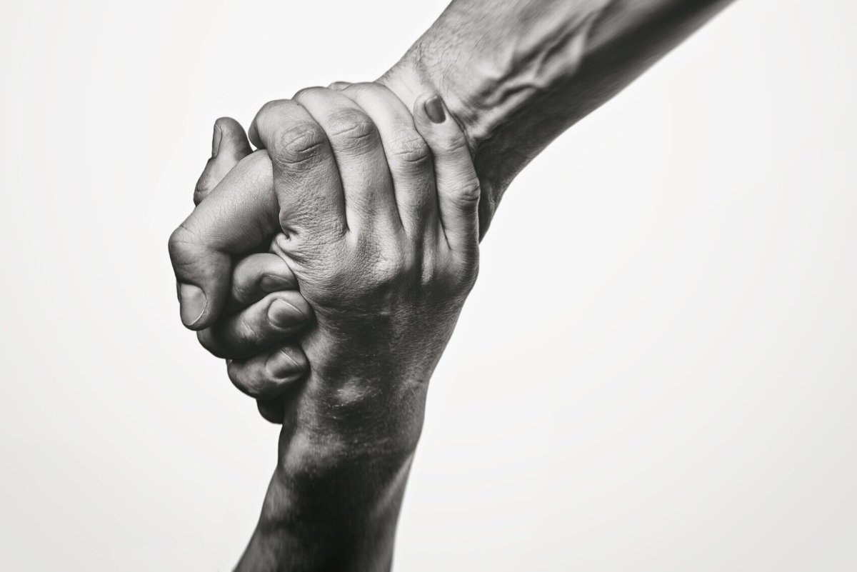 Рука помощи картинки