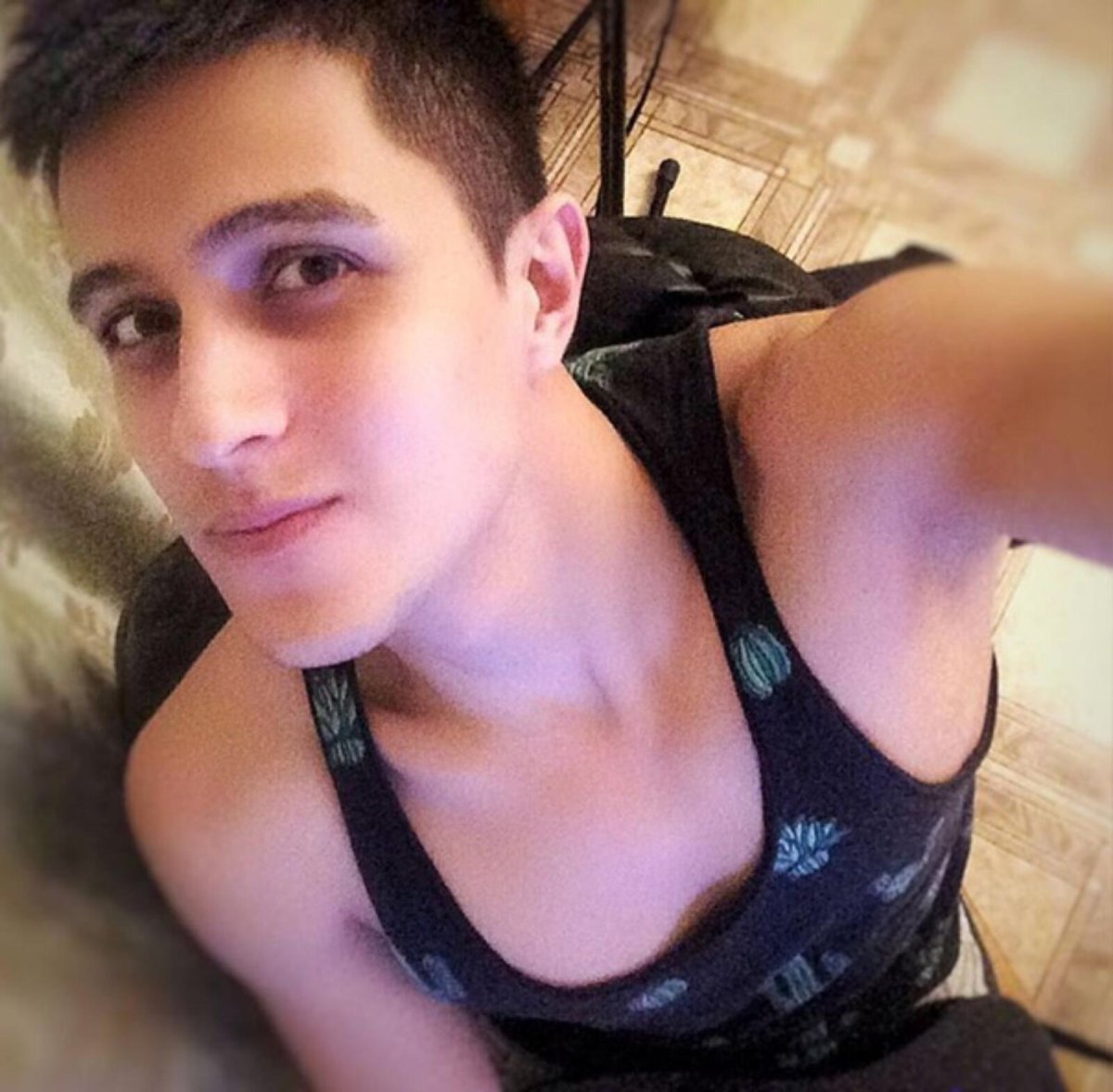 Певец Хабиб Шарипов