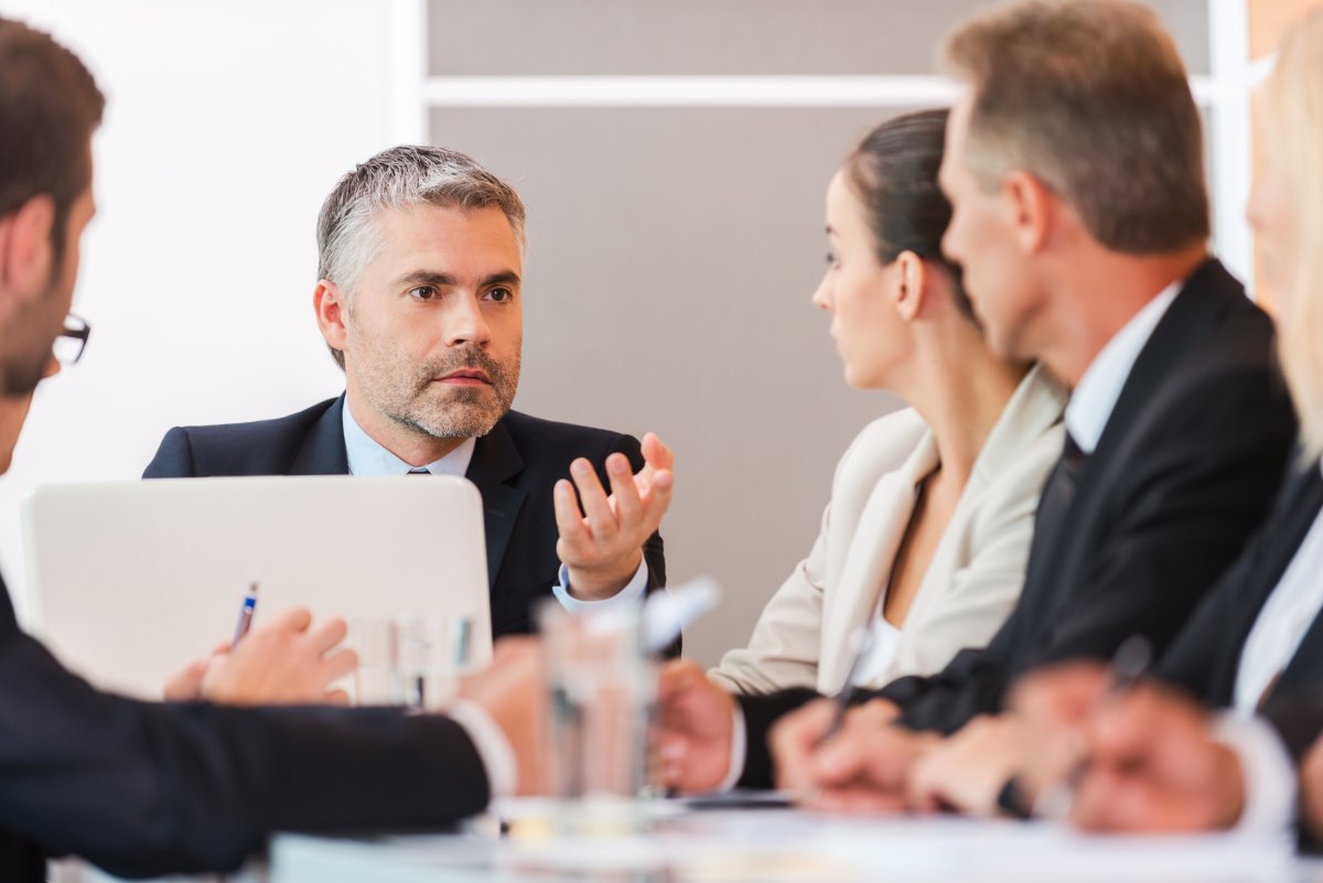 Бизнесмены переговоры