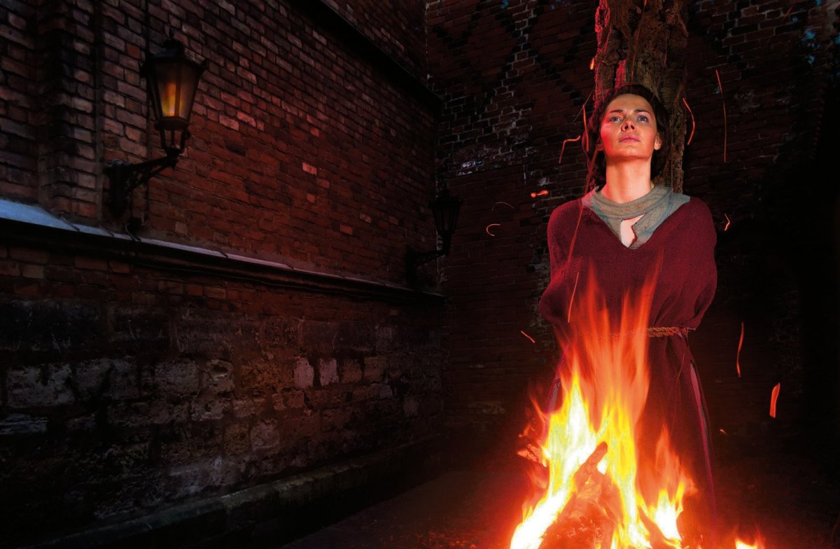 Сжигание на костре арт