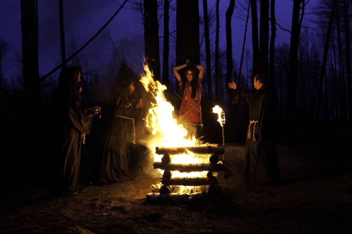 Марко Мелграти ведьма на костре