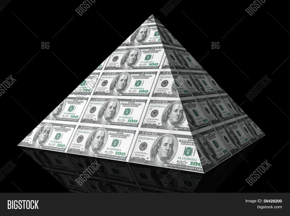 Пирамидка из денег