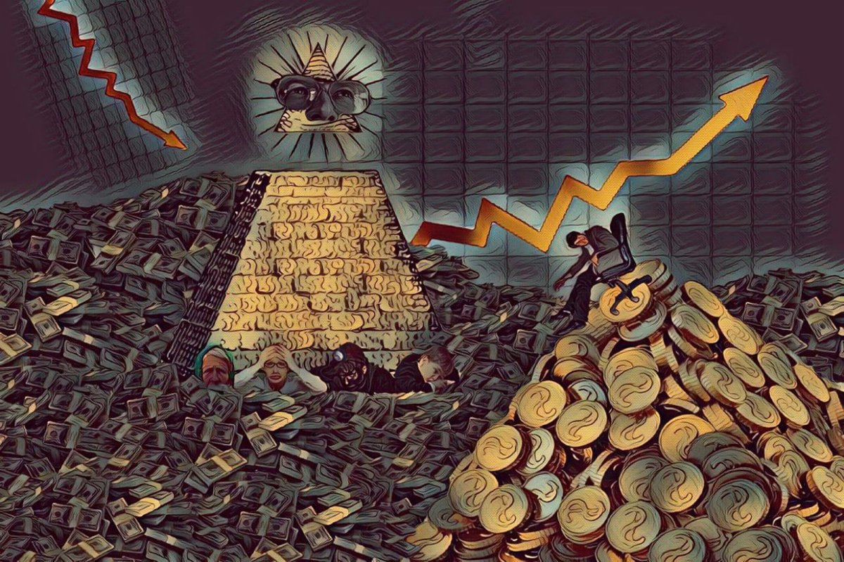 Пирамида из денег