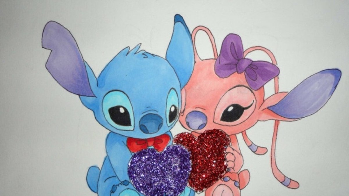 Герои мультика Стич и Энджел