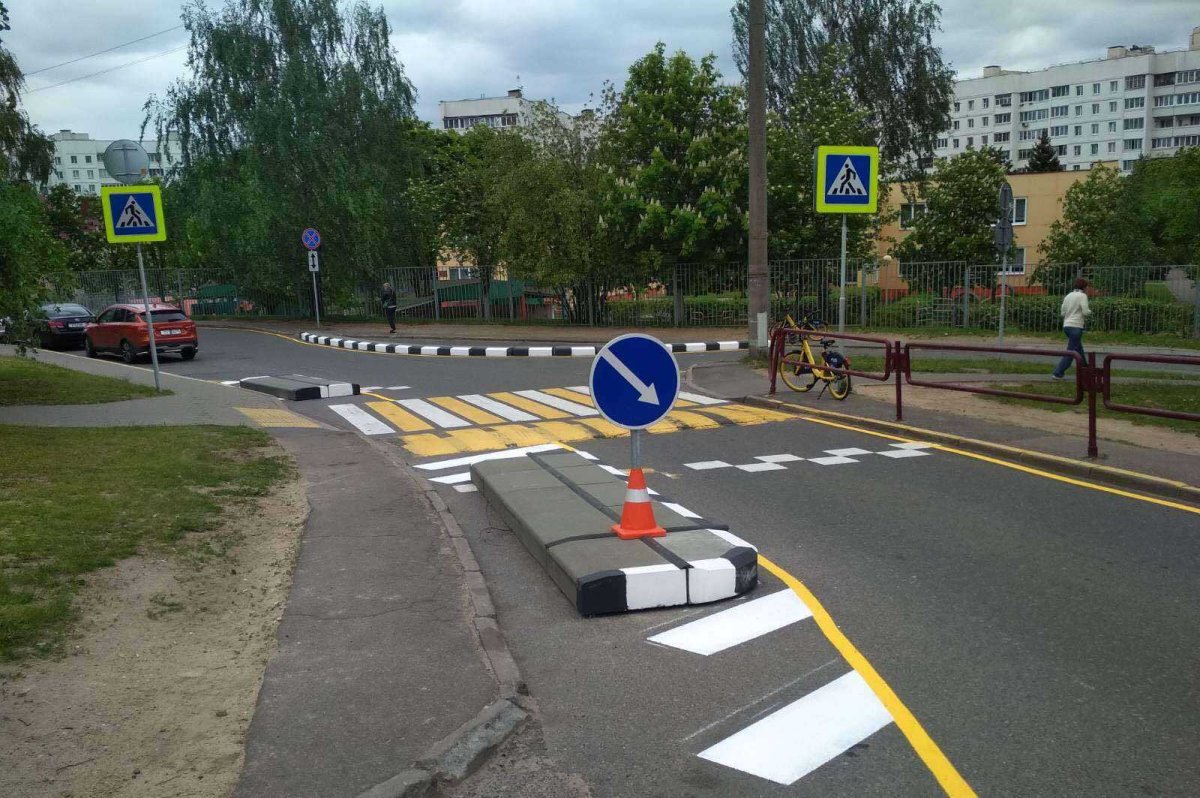 Островок безопасности возле МГУ