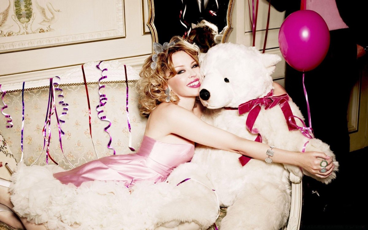 Kylie Minogue для Tatler