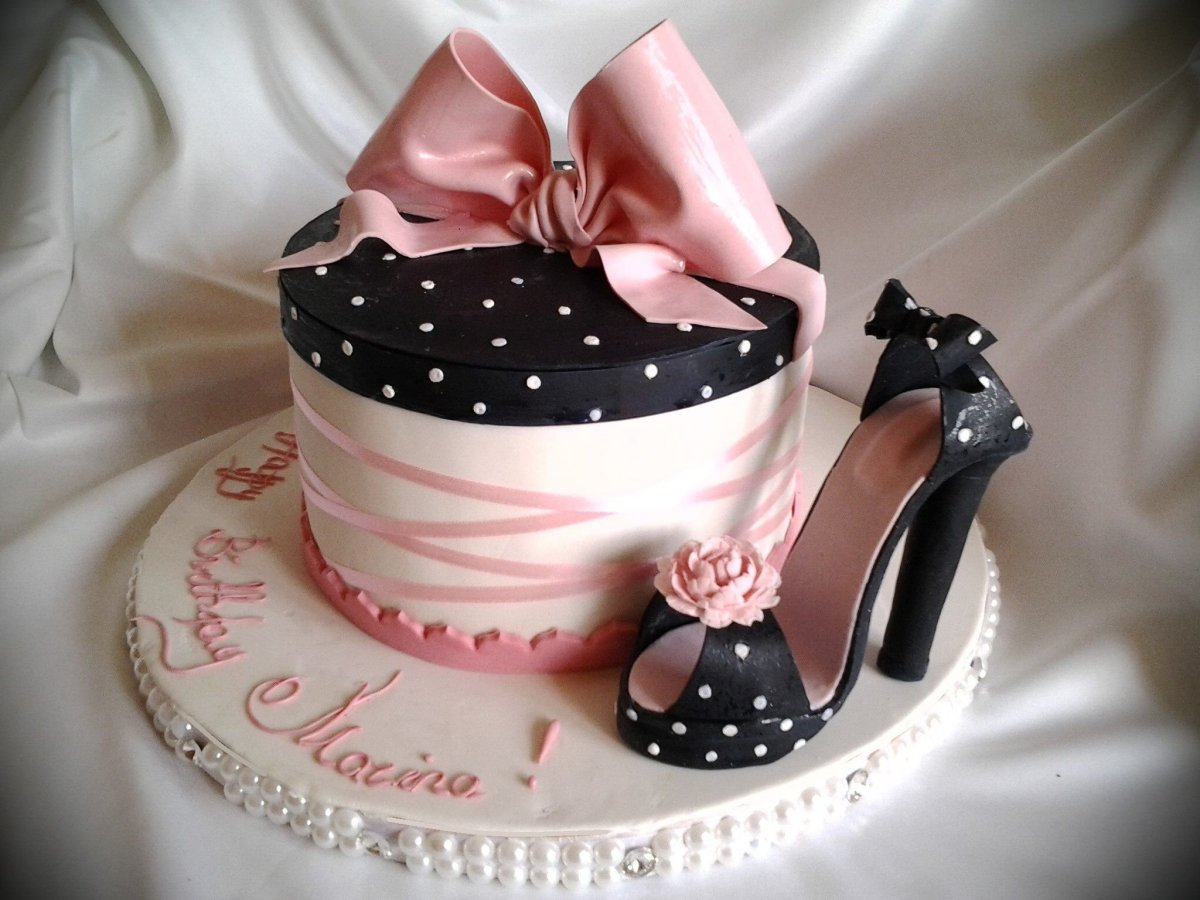 Торт девочка