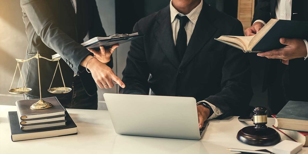 Адвокатура в России