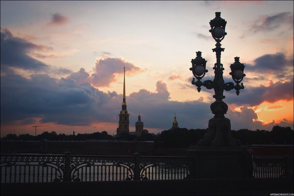 Добрый вечер из Санкт-Петербурга