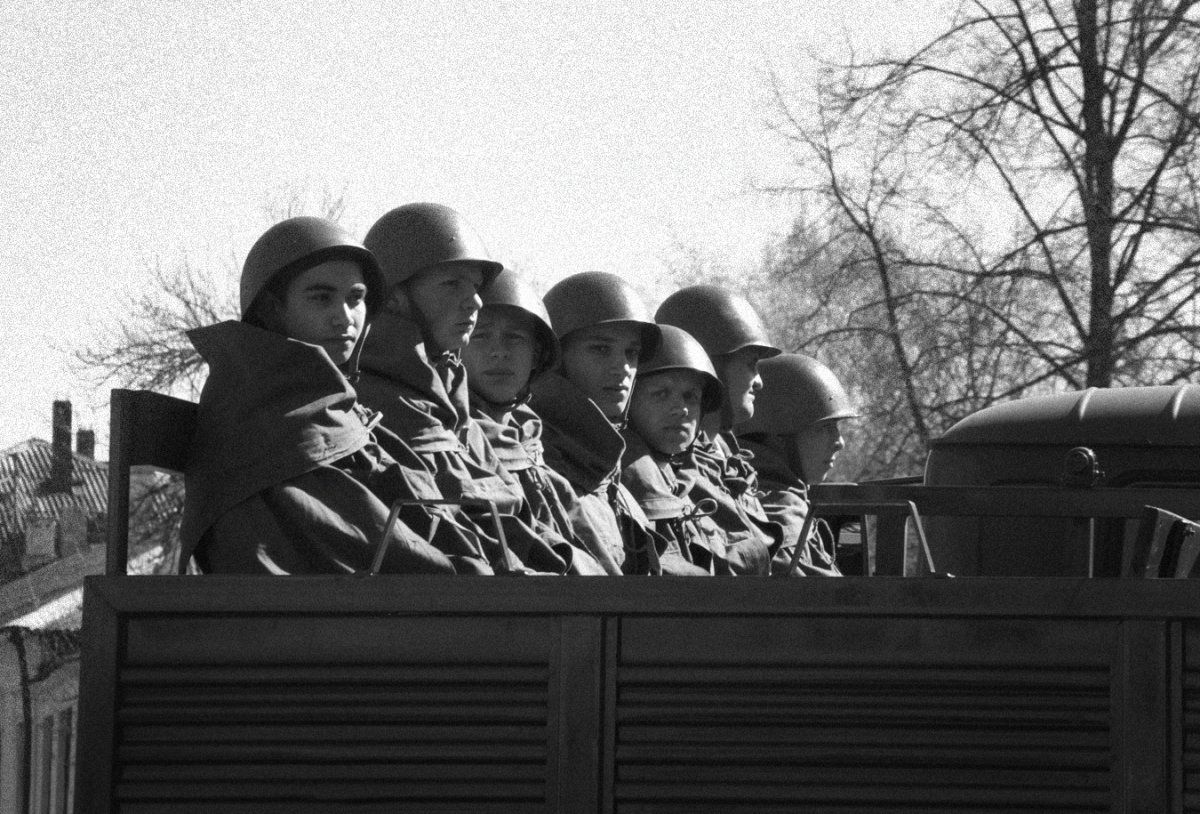 До свидания мальчики война