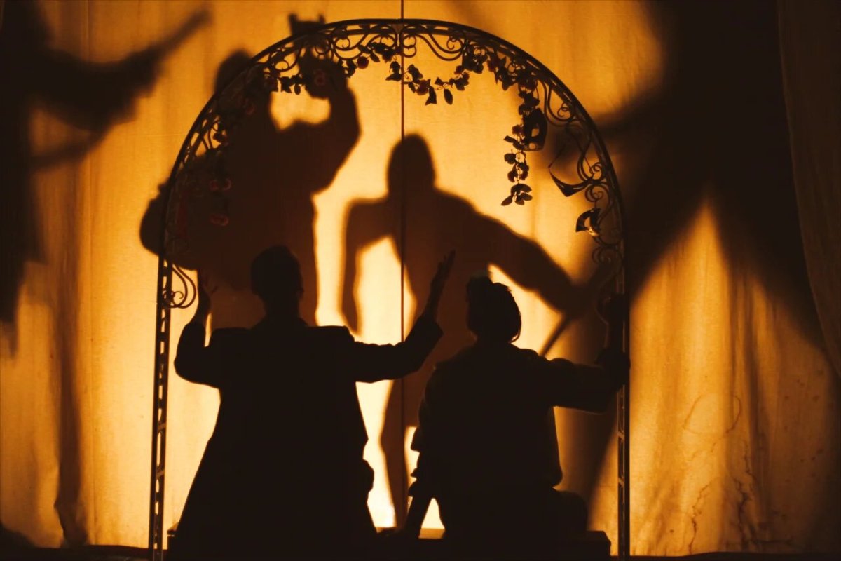 Театр теней Мунлайт