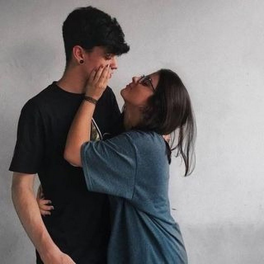 Корейские парочки в зеркале