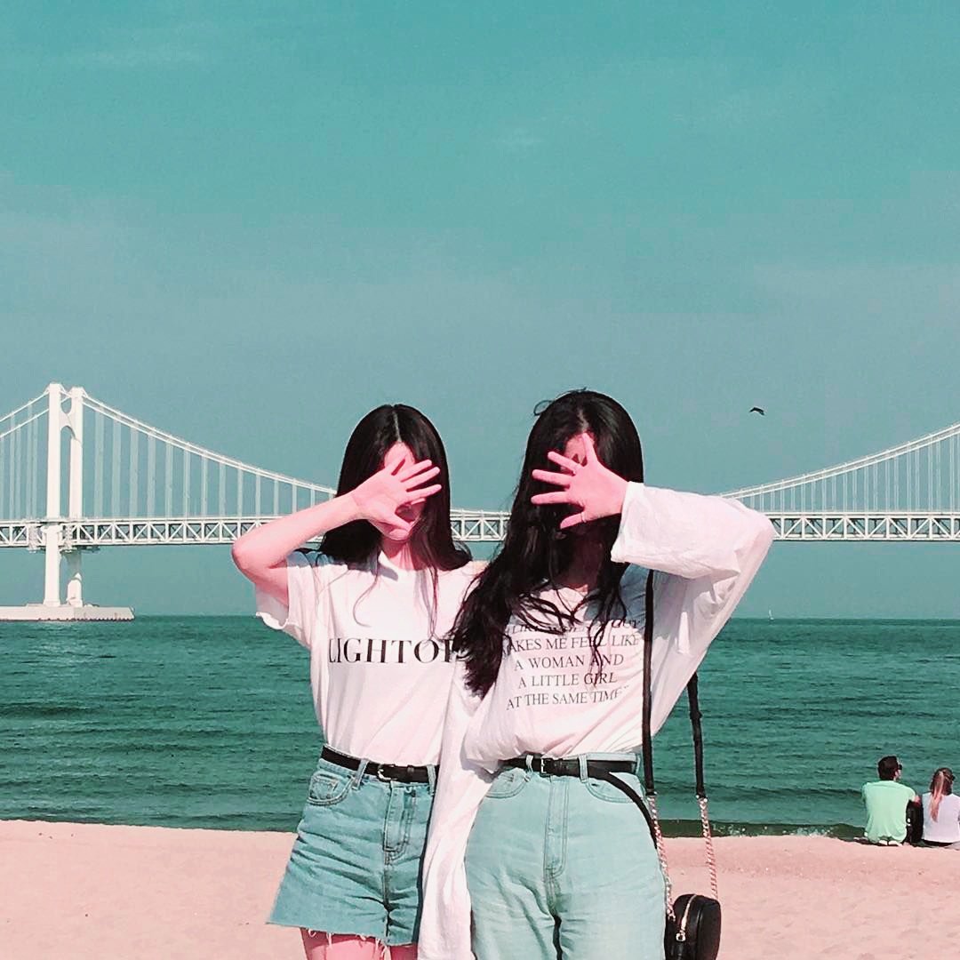 Кореянки лучшие подруги