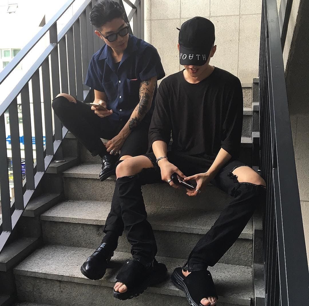 Влюбленные парочки подростки