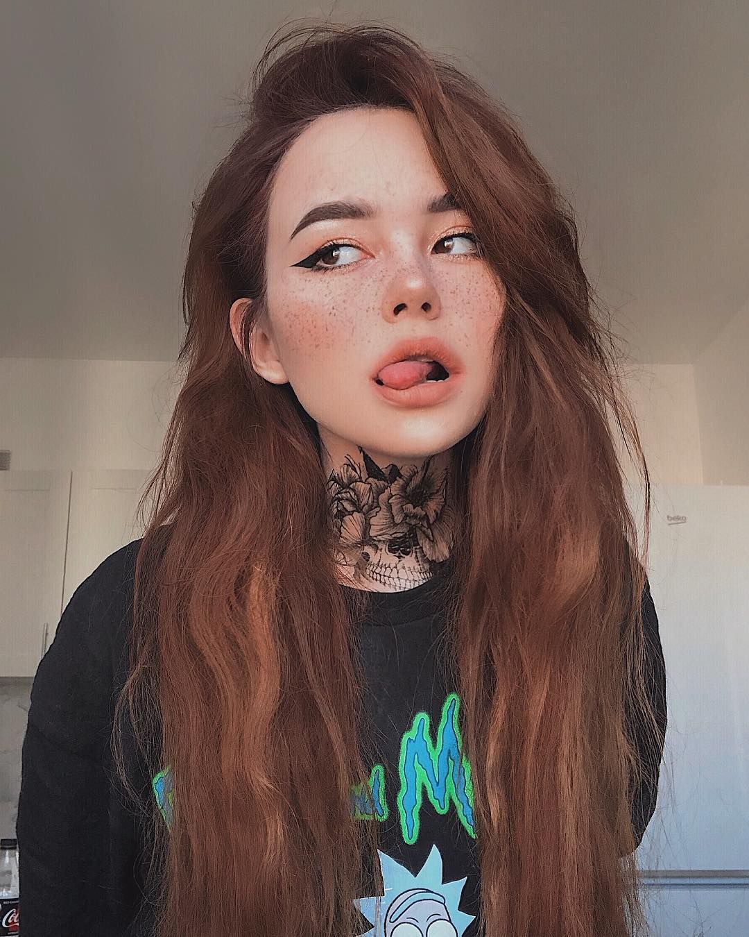 Фиолетовый коллаж