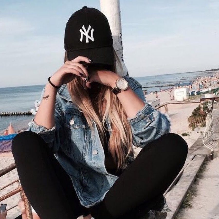 Кепка аниме