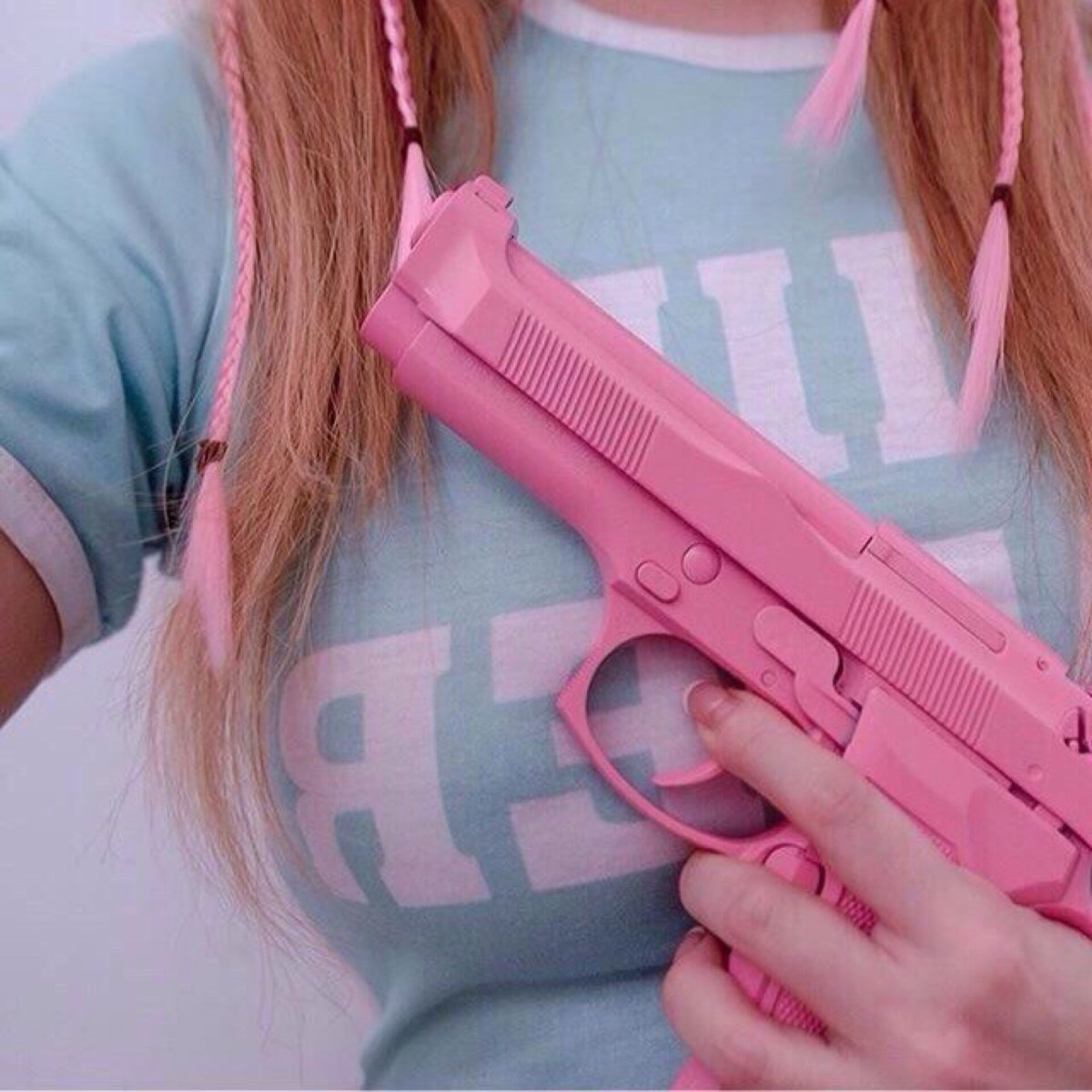 Крутые девушки в адидасе