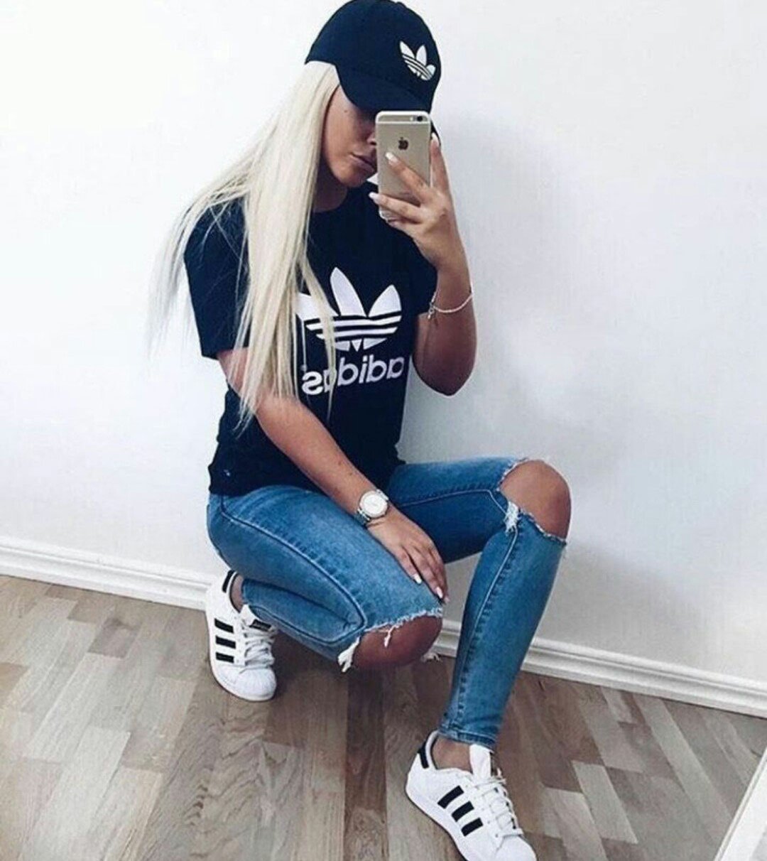 Эстетика девочки с коричневыми волосами