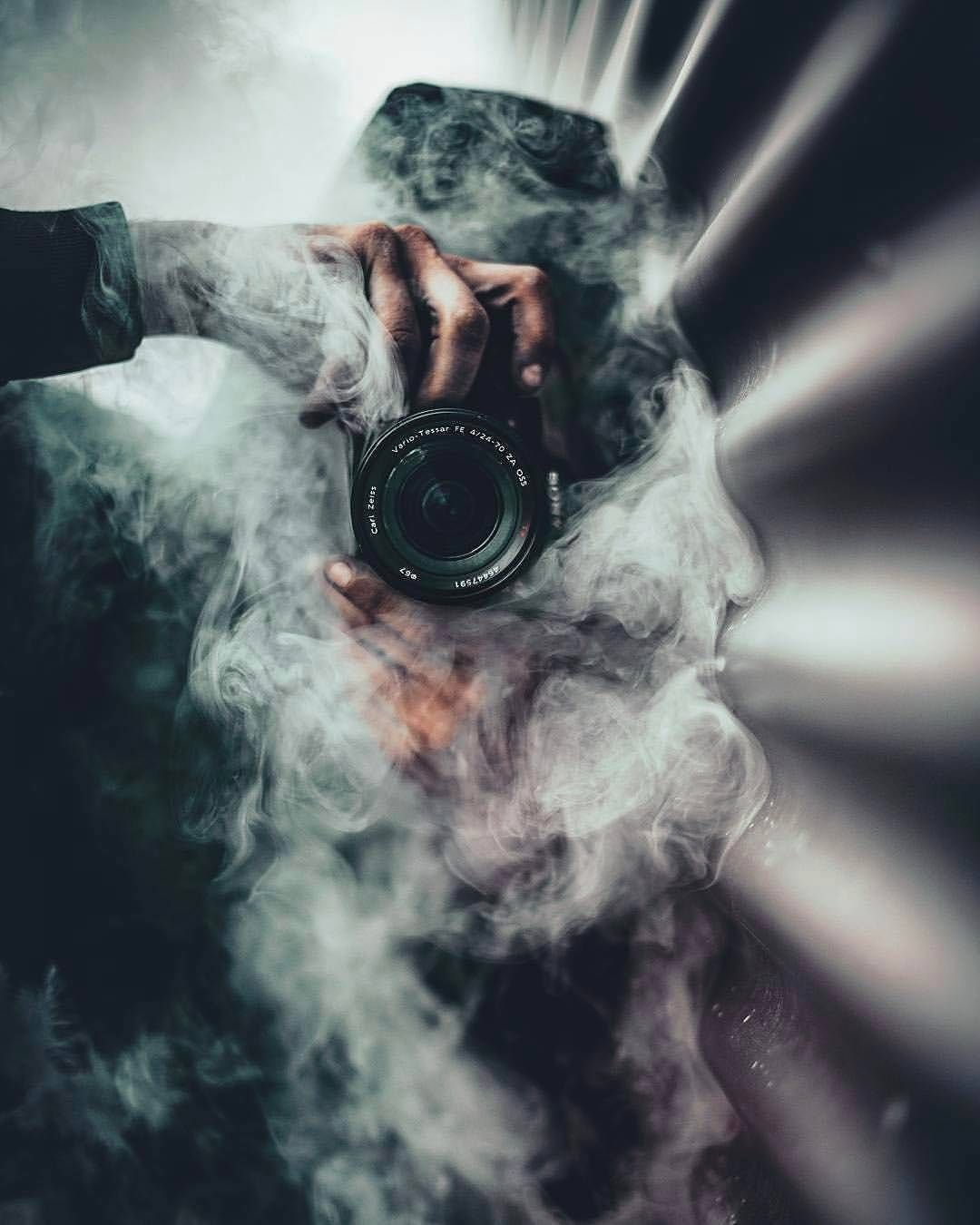 Прань спиной на закате