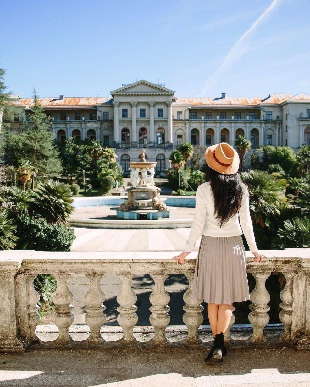 Девушки море пляж фрукты