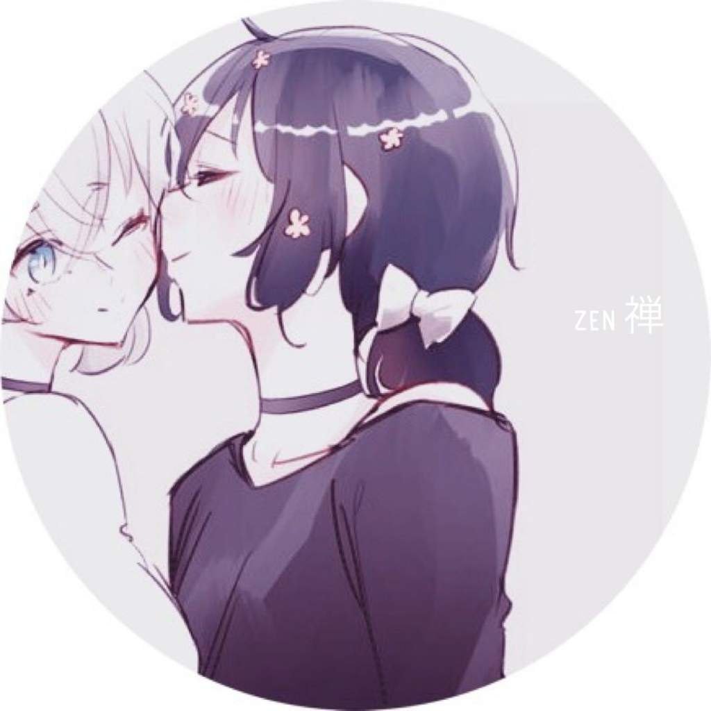 Аниме девушка в костюме медведя