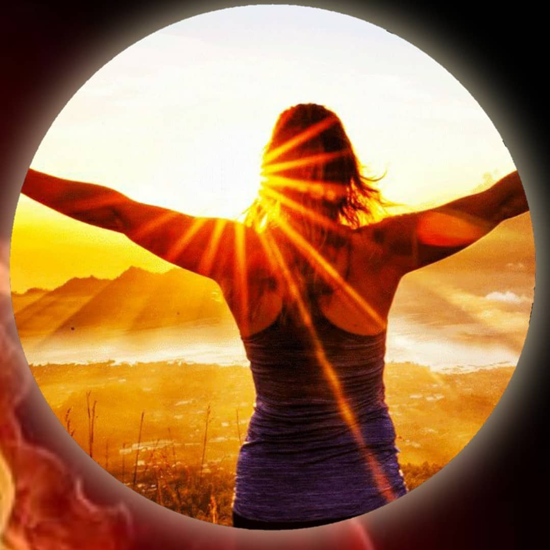 Красивая девушка рисунок