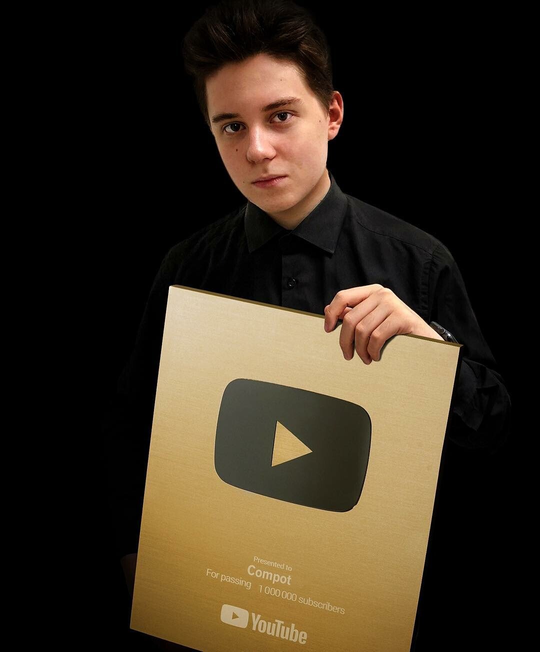 Роман Парамонов Эдуардович