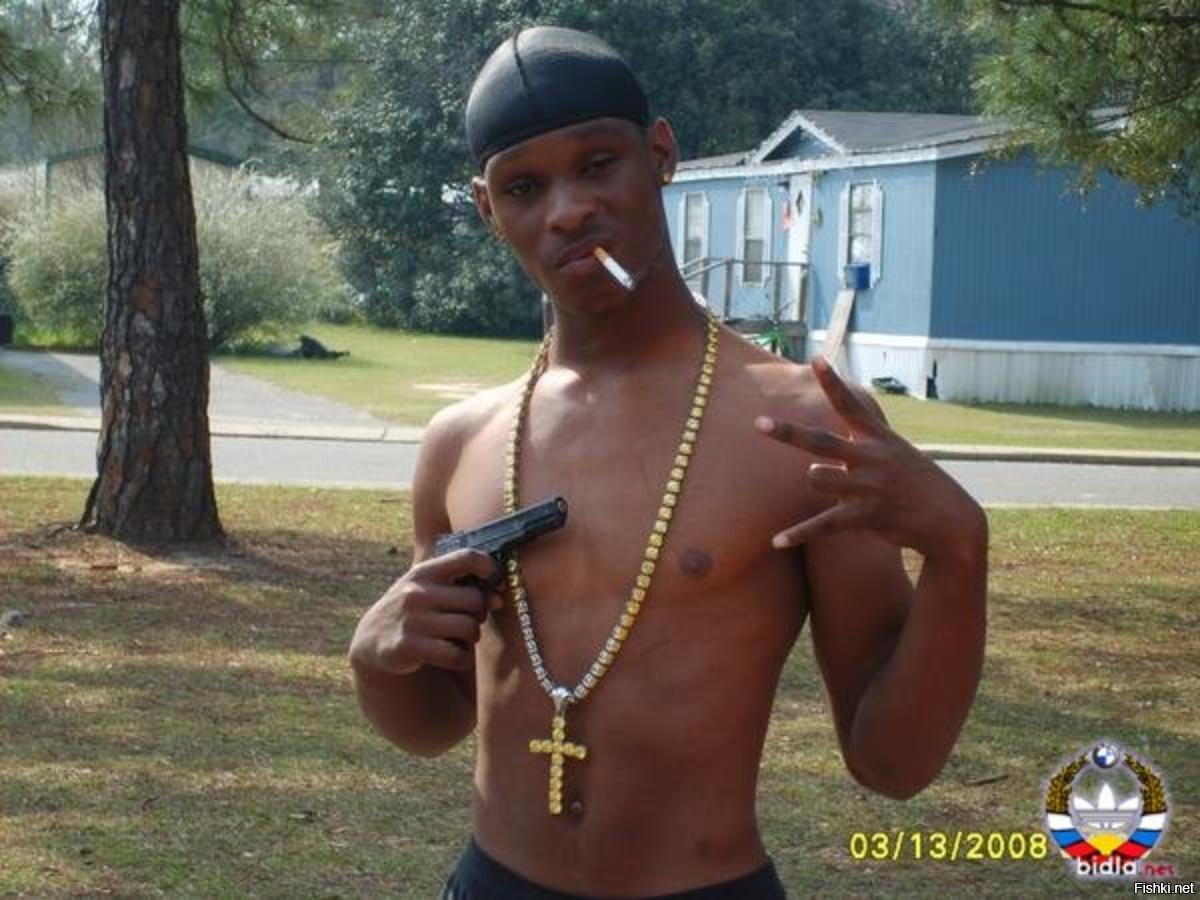 Игра на телефон про акции на аватарке мужик