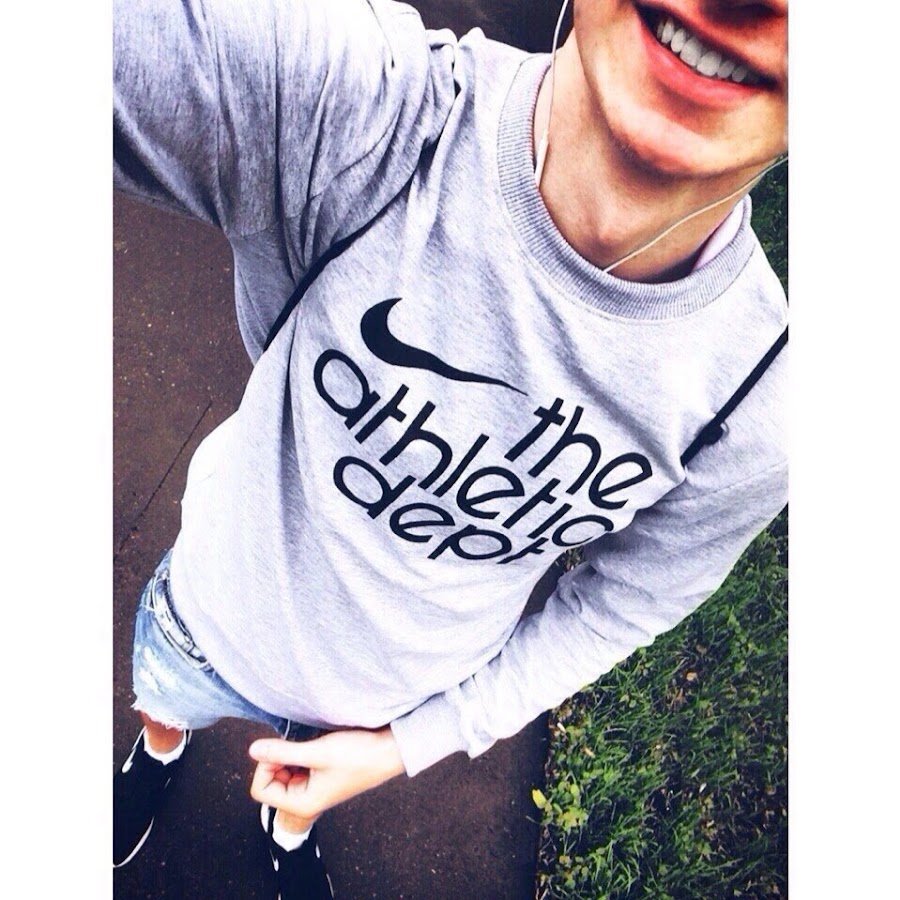 Красивые парни без лица