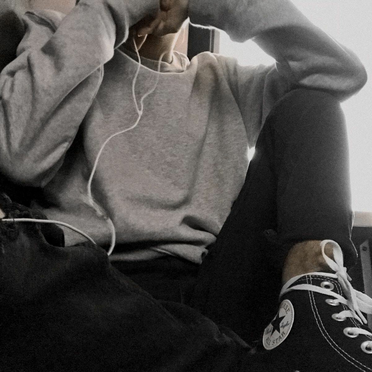 Парень в кепке