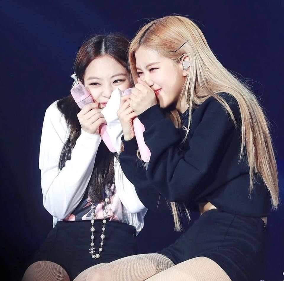 BLACKPINK Jisoo, Дженни