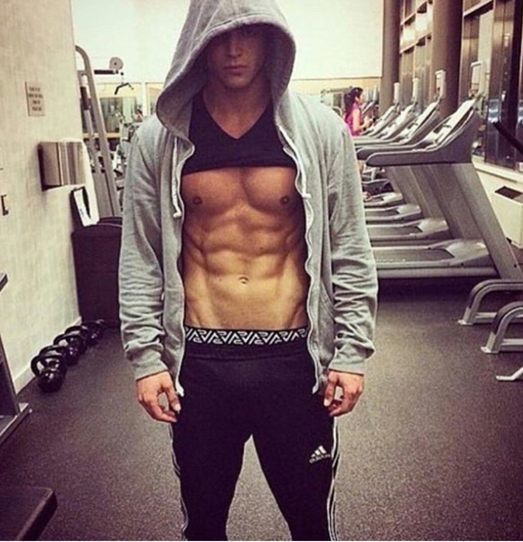 Топовые парни с котиками