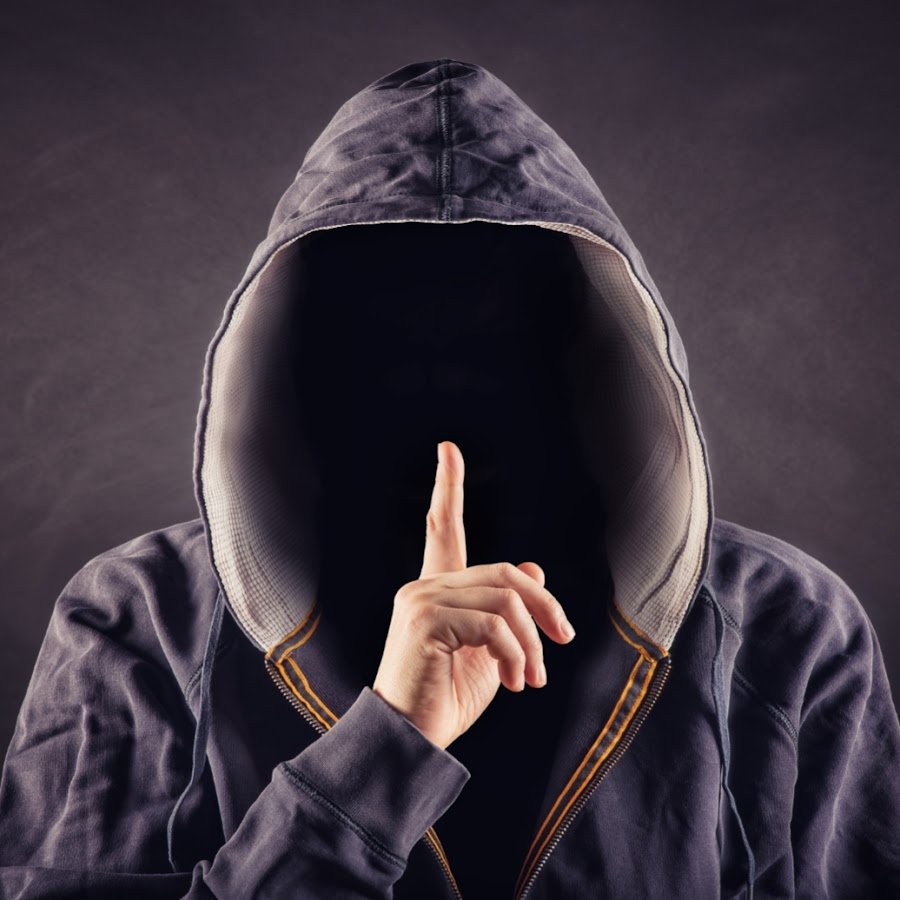 Мужчина мусульманин со спины