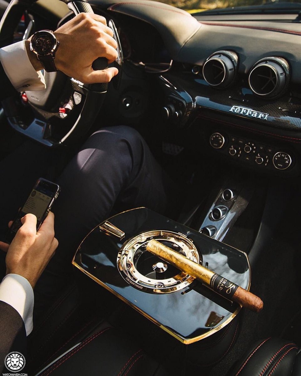 Таинственный человек в шляпе